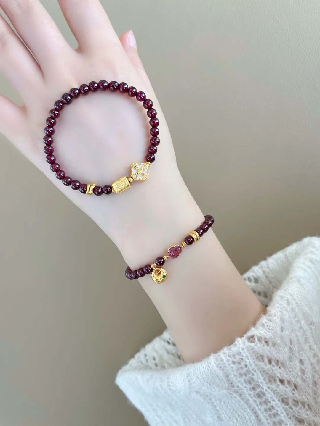 敲绝的新中式手链‼️石榴石扎基拉姆好吸💰