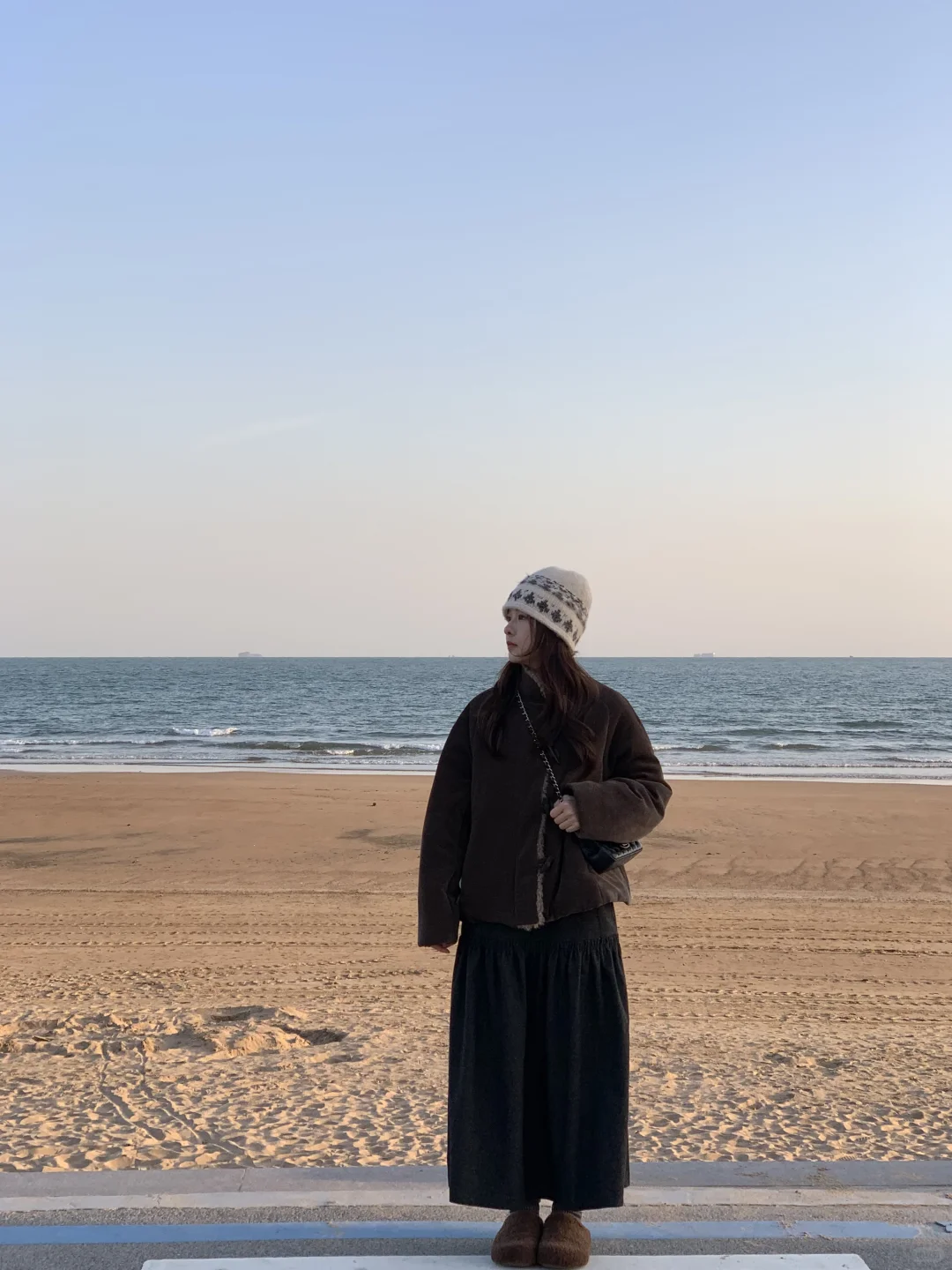 冬天的海边真的好适合松弛感穿搭