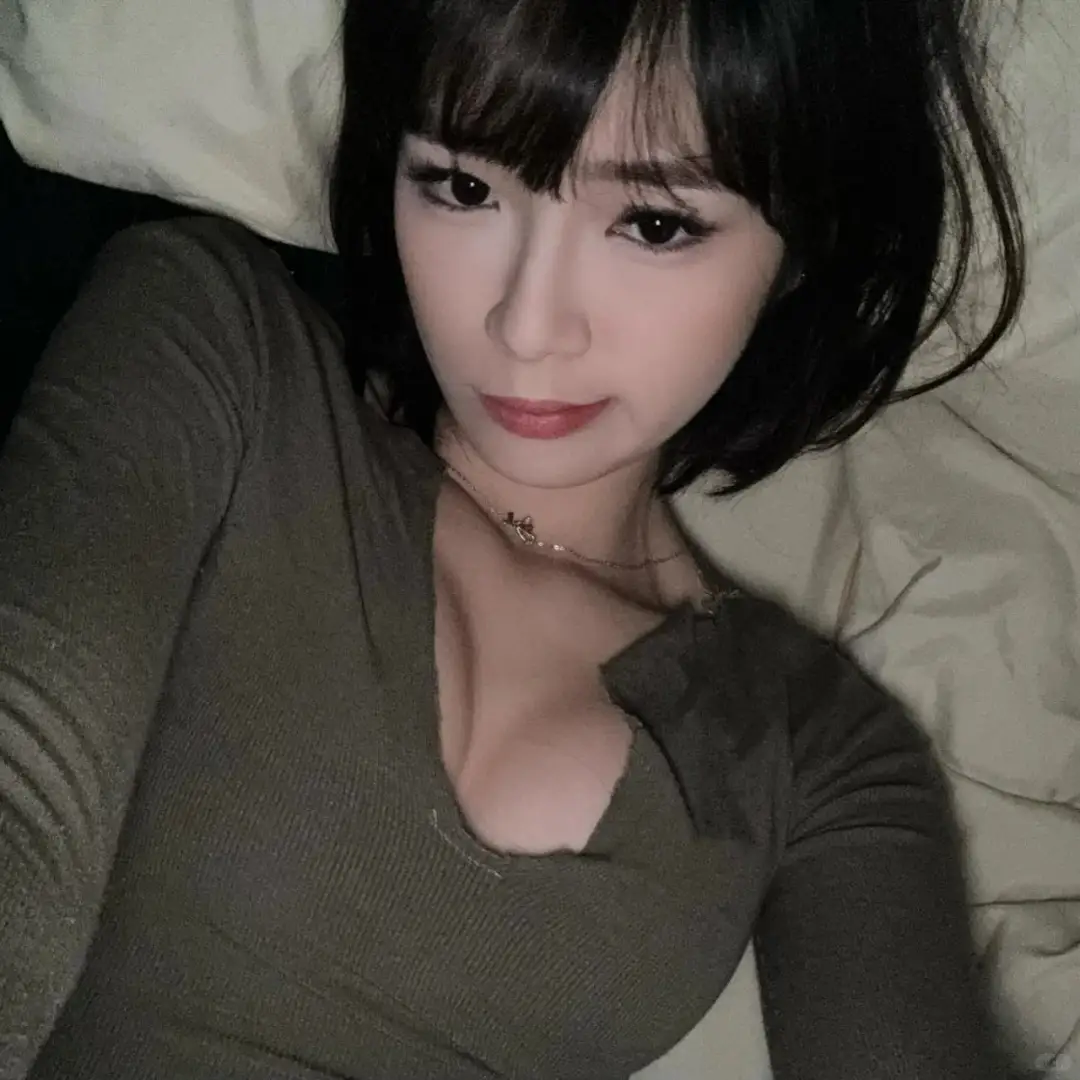 素人集｜长腿仙气港女Berismey