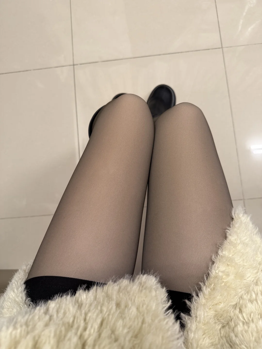 都给我进来看！这条黑丝性价比绝了！