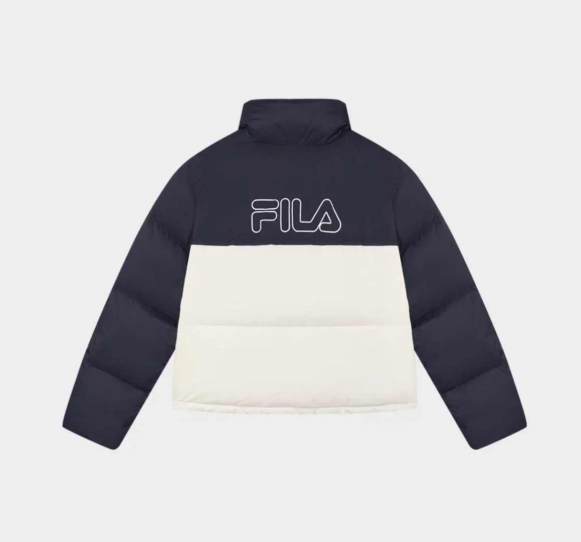 斐乐全新羽绒服（女）S码