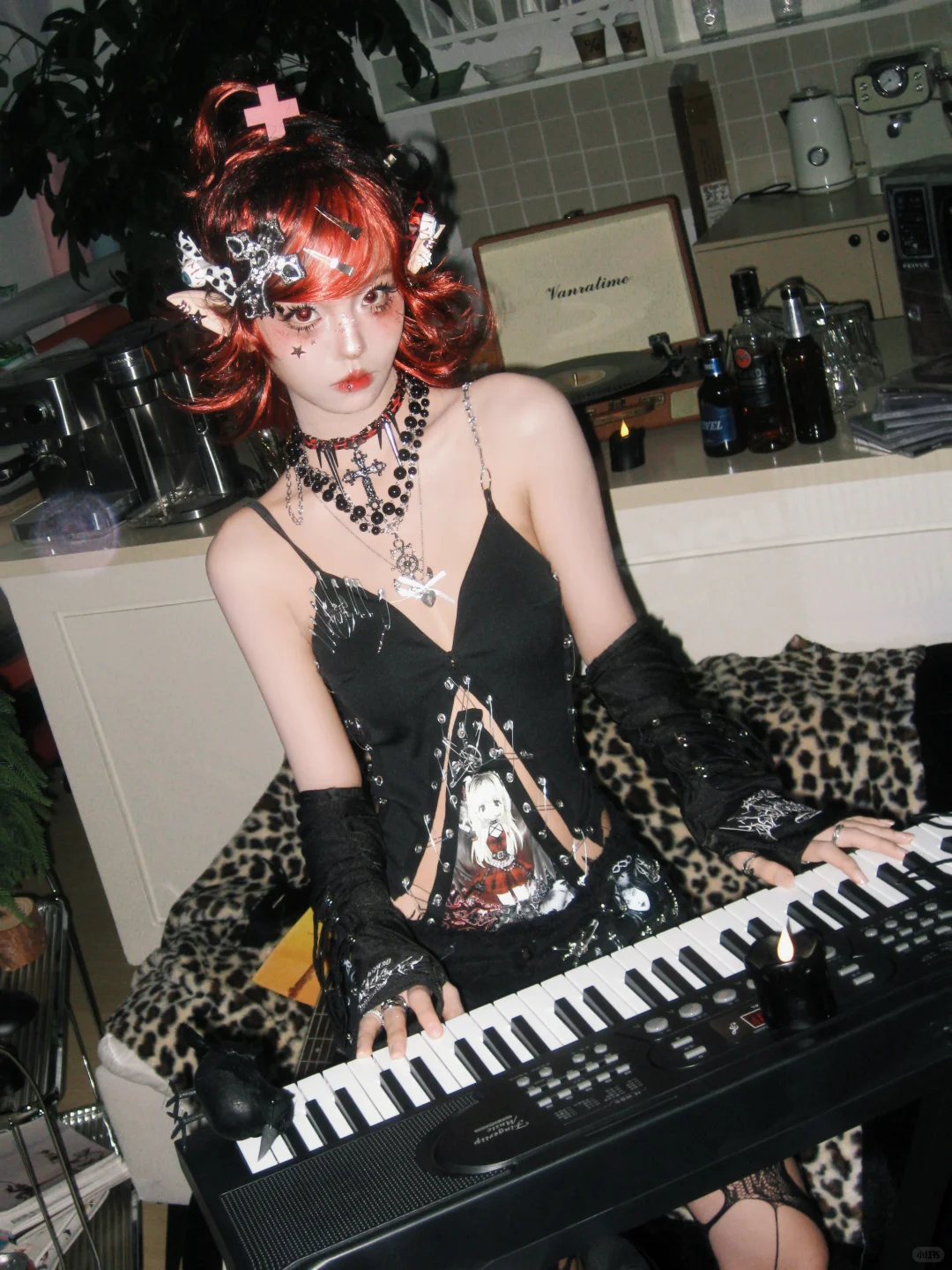 百变小欣～亚比辣妹都给我去学这个姿势！😈