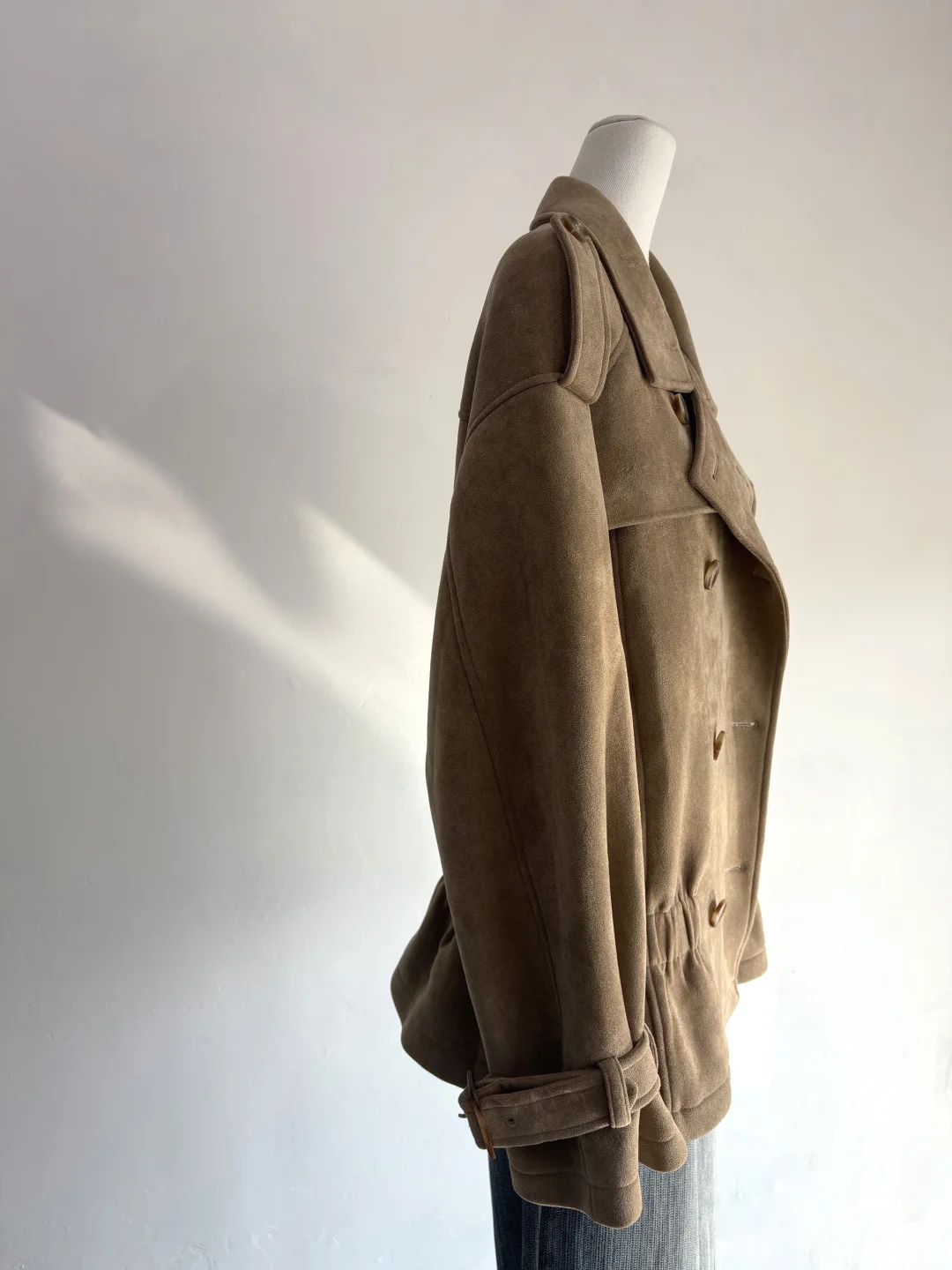 捡漏！大厂版衣，复古风收腰设计感绒外套女