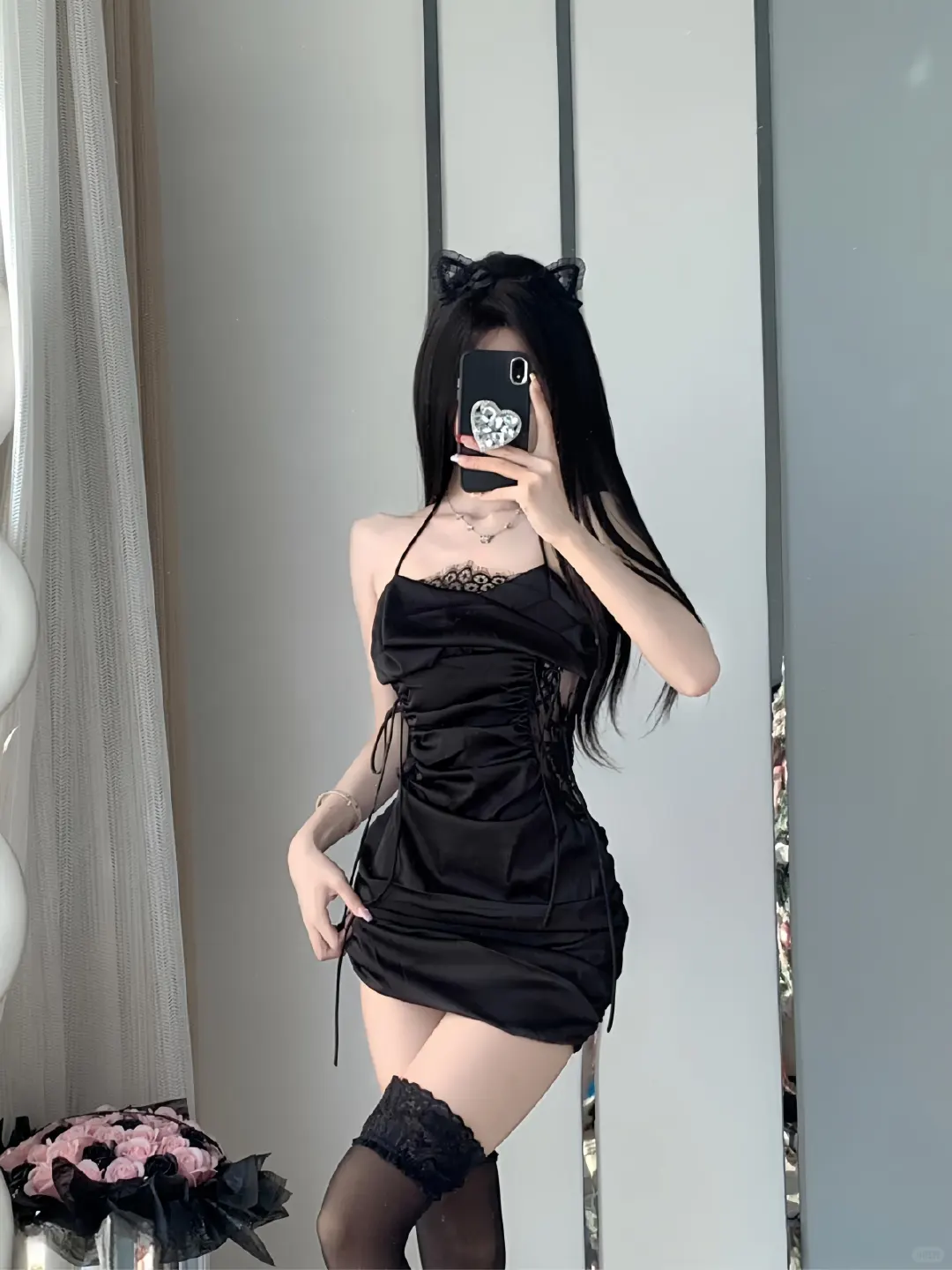 纯欲天花板小黑裙👗 谁穿谁是氛围感美女