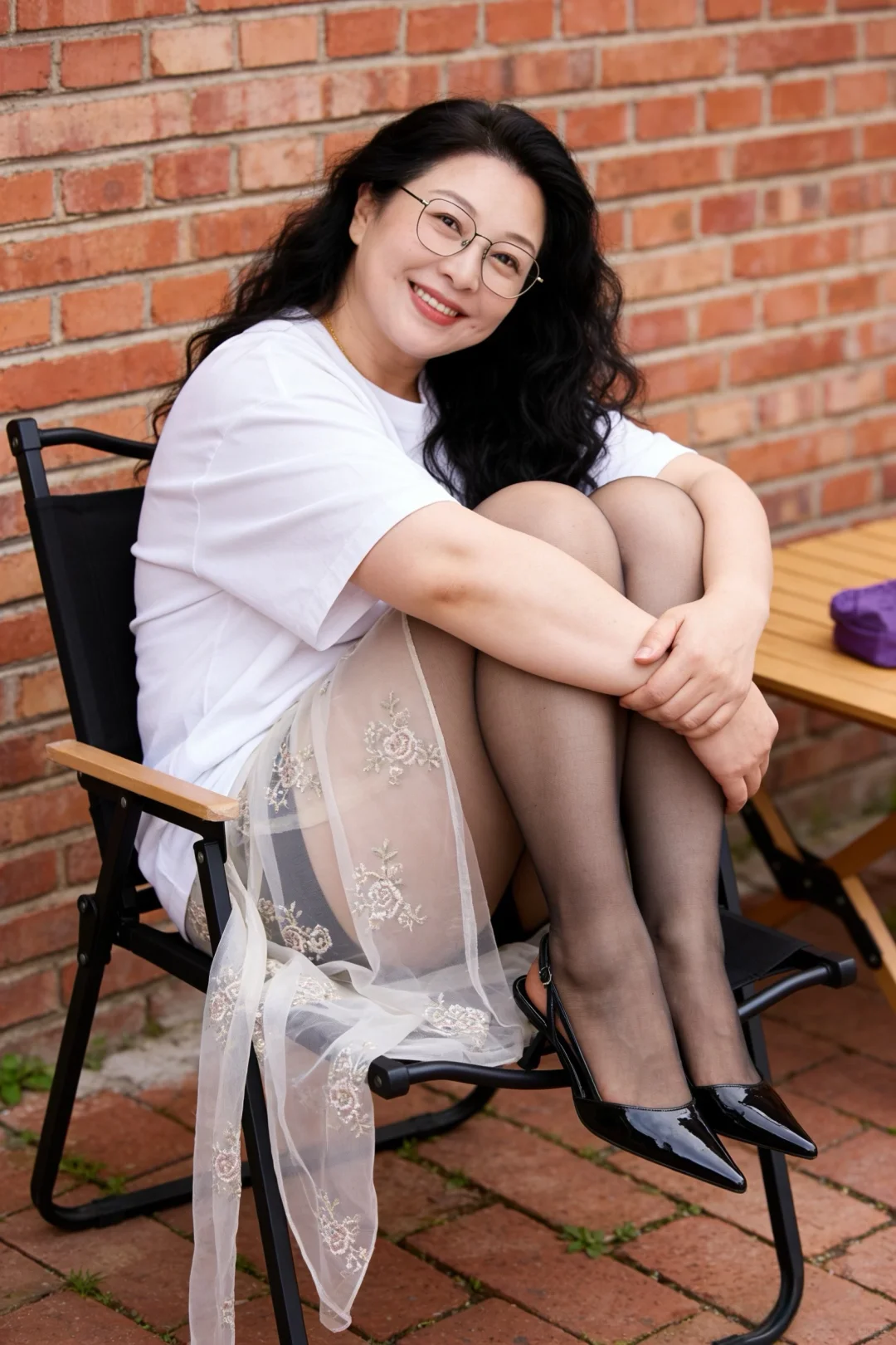 温柔是底色，清醒是内核