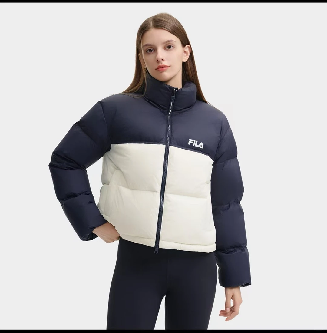 斐乐全新羽绒服（女）S码