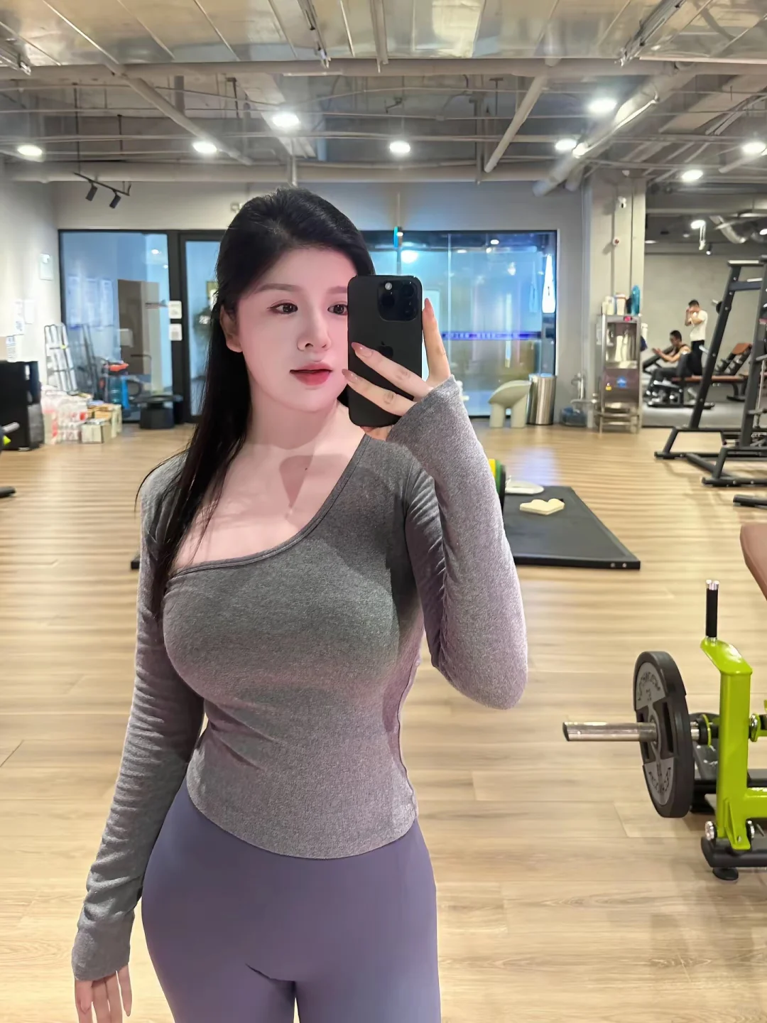 捏不了生活，那就拿铁