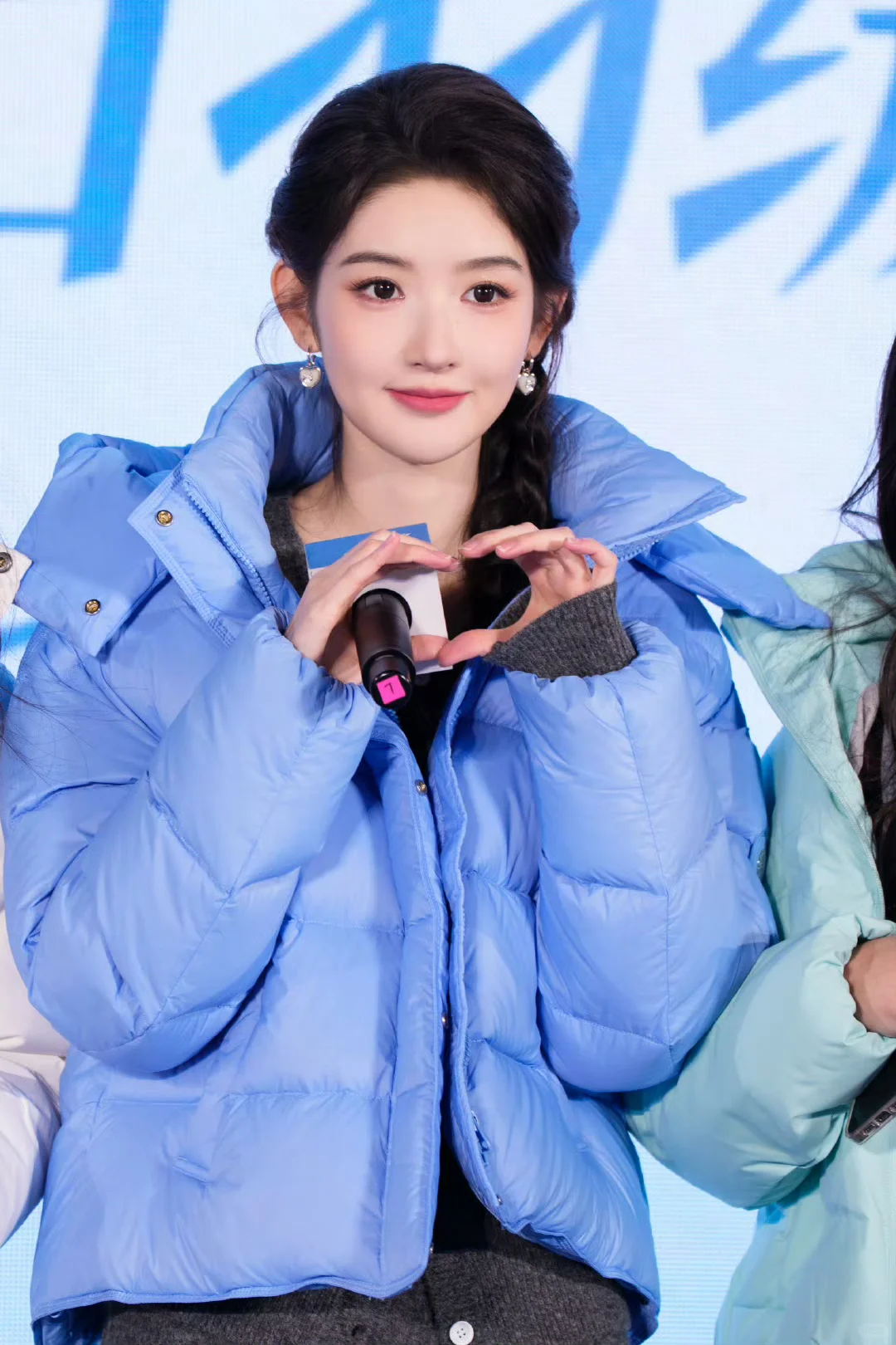 光是氛围感的尽头～人间天使王玉雯