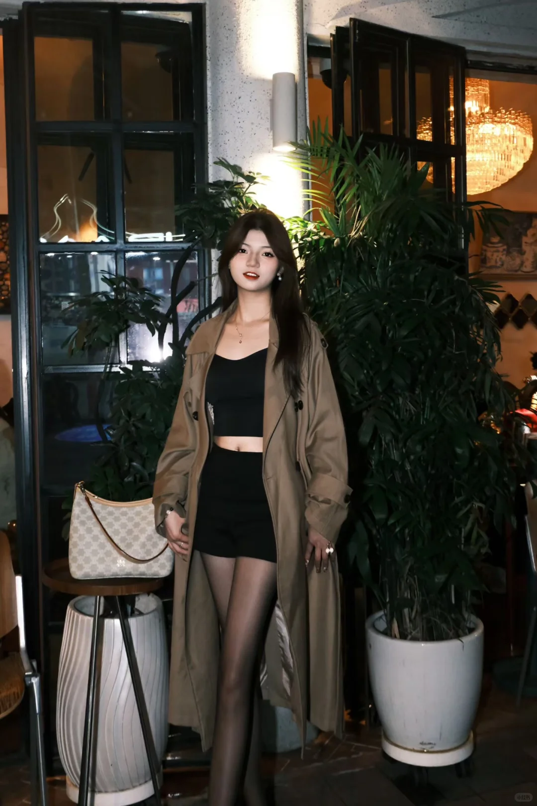 咖色风衣yyds！谁懂啊！