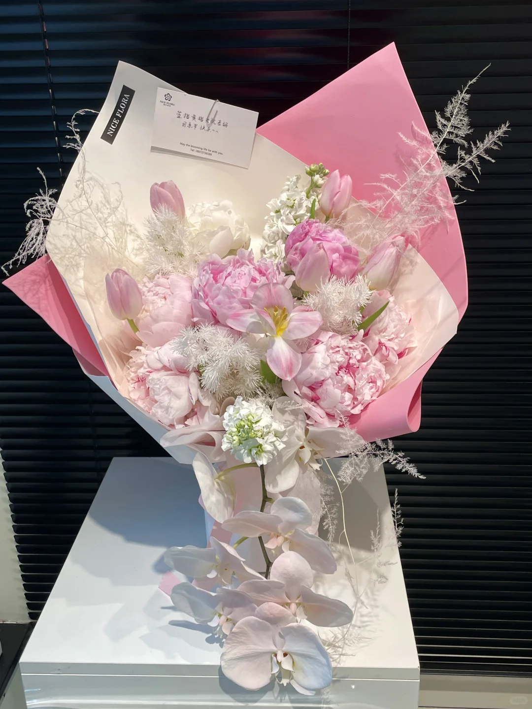 粉色娇嫩，衬你刚好