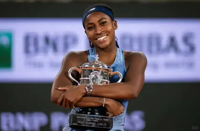 郑钦文入选全球女选手收入榜前5💰