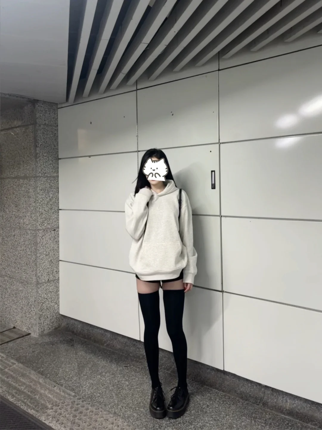 170 ootd｜高压过膝袜好有漫画感