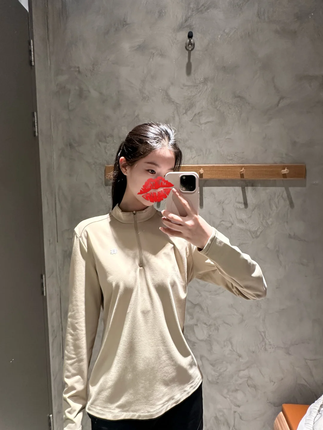 可隆新品女士上衣