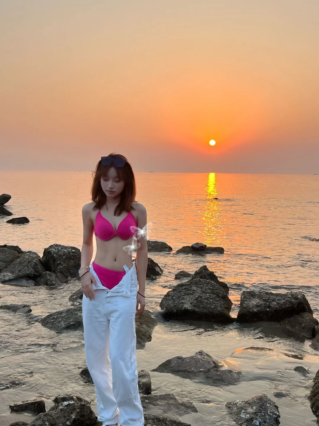 海边的浪漫，是泳衣和日落🌅