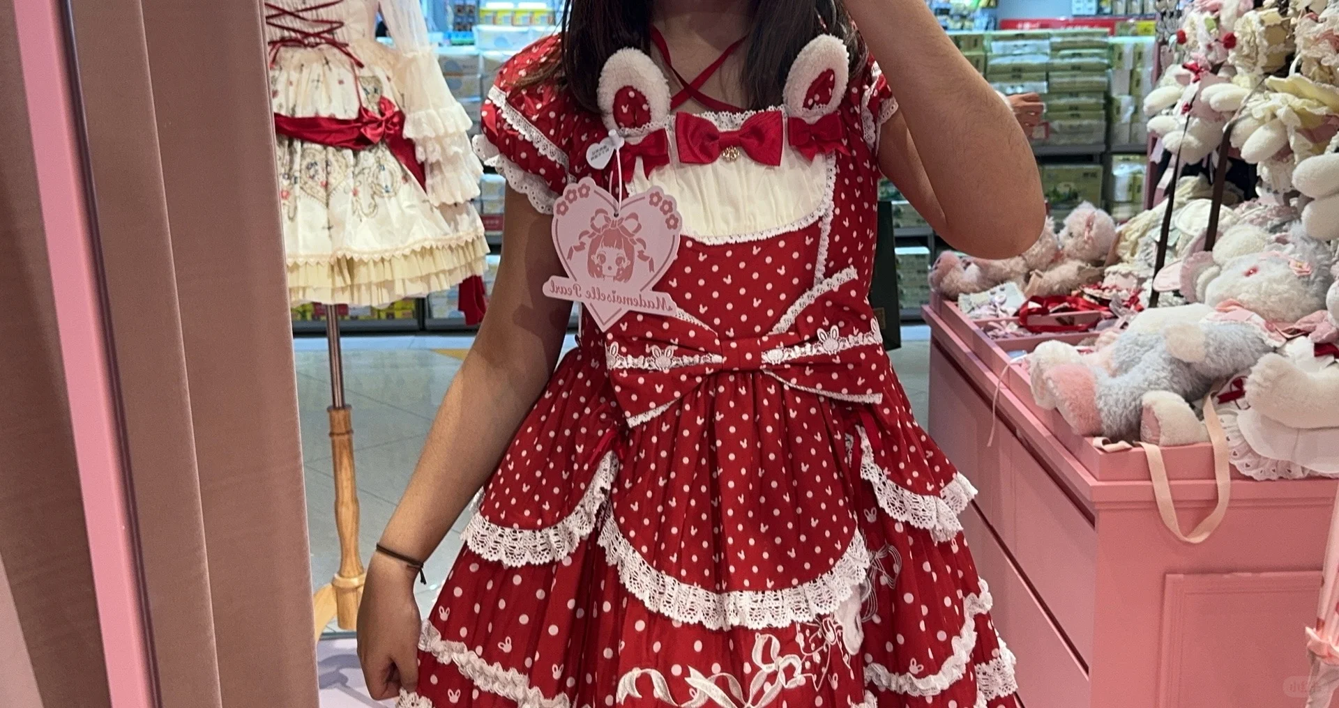 花与珍珠匣沈阳吾悦广场店线下快闪店开业了