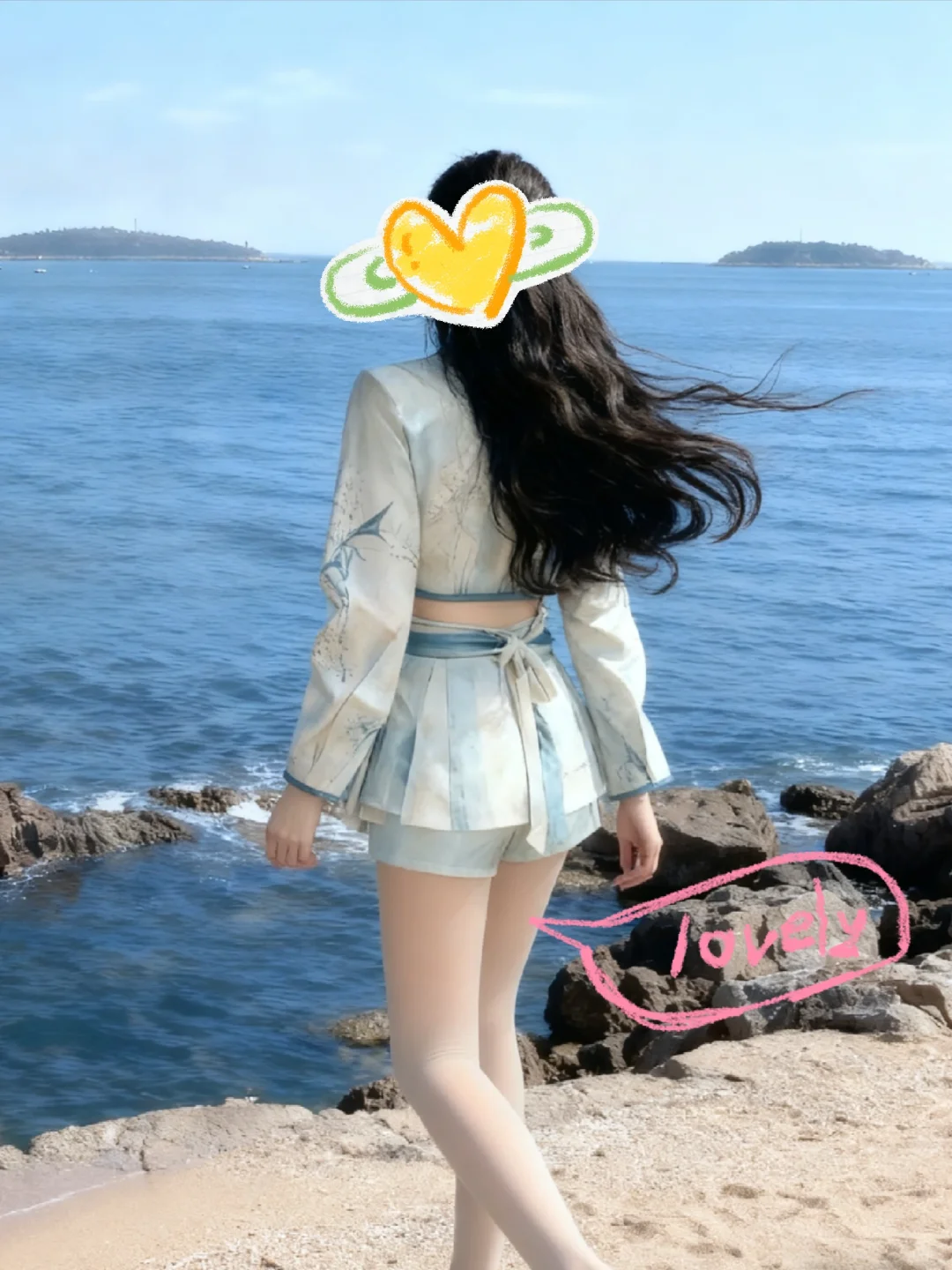 青岛海边出片啦～光腿神器是真抗风啊！