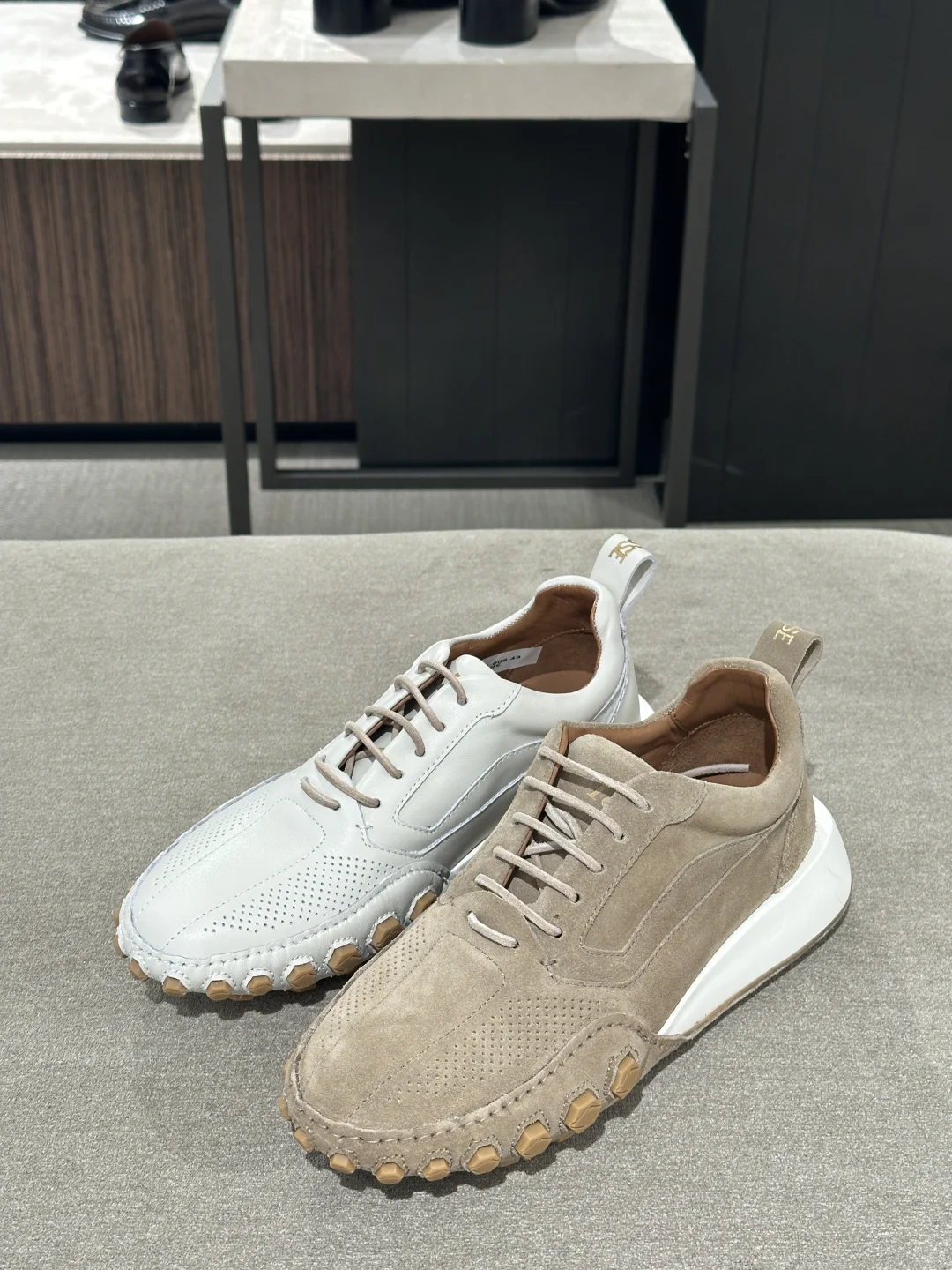 女款豆豆底休闲鞋 折扣2k+ LOTTUSSE|乐途仕