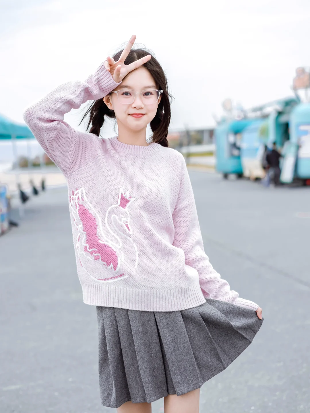 戴眼镜也很可爱的姐姐～