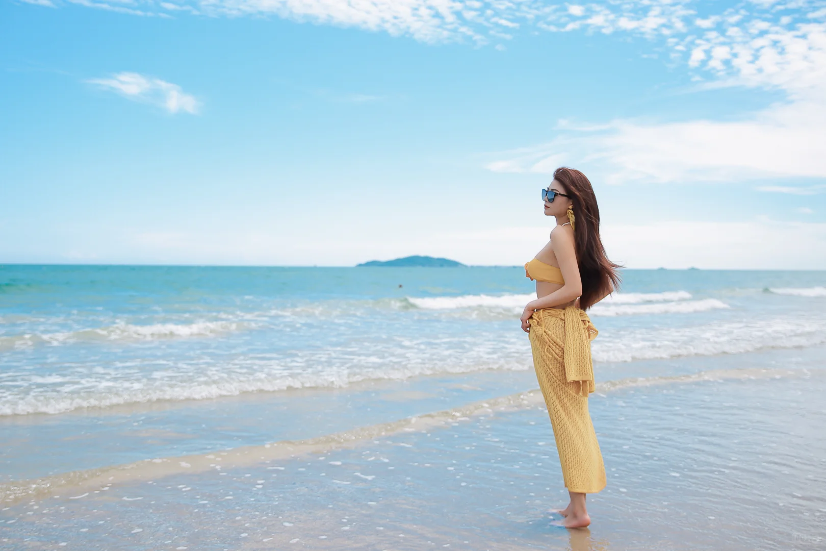 赴一场海边比基尼的浪漫出逃😛