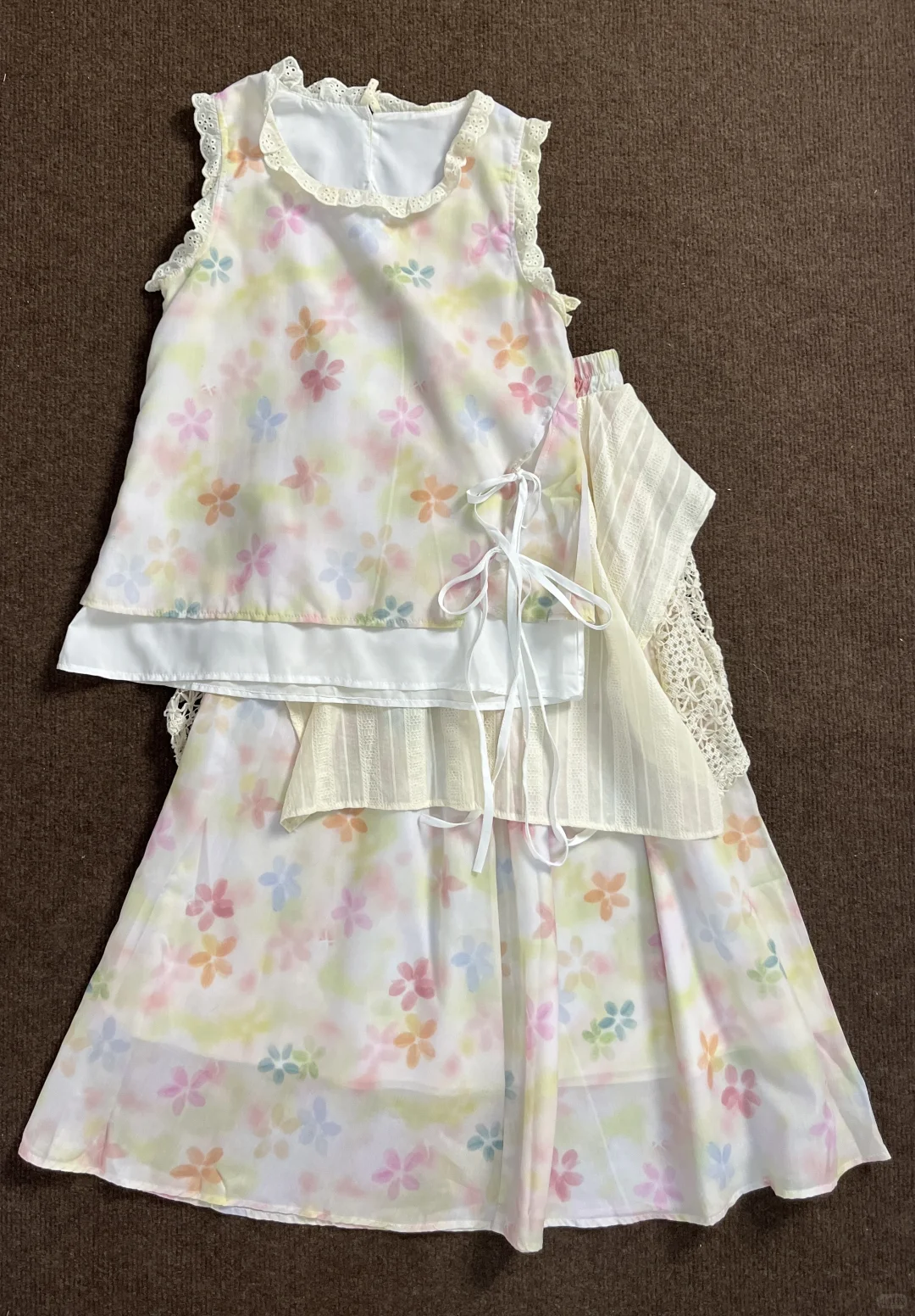 乖巧学院风衬衫裙