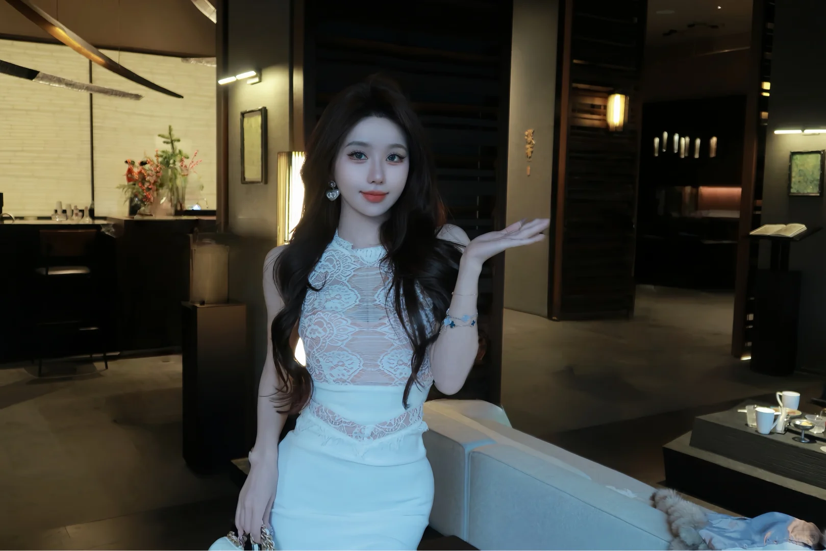 又变回了御姐风