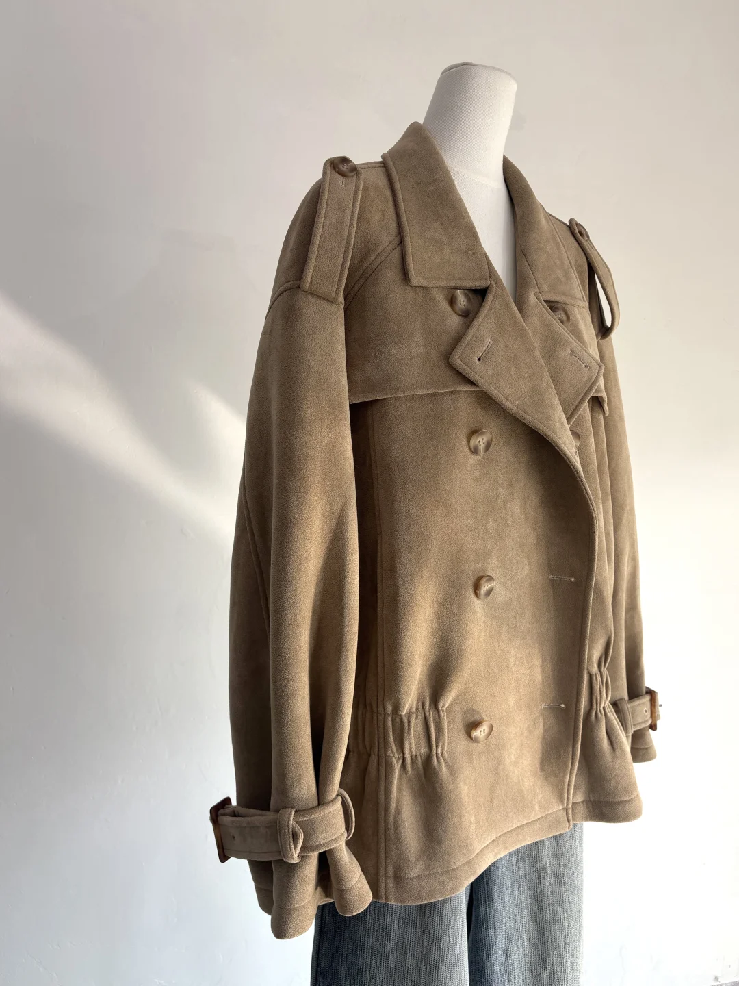 捡漏！大厂版衣，复古风收腰设计感绒外套女