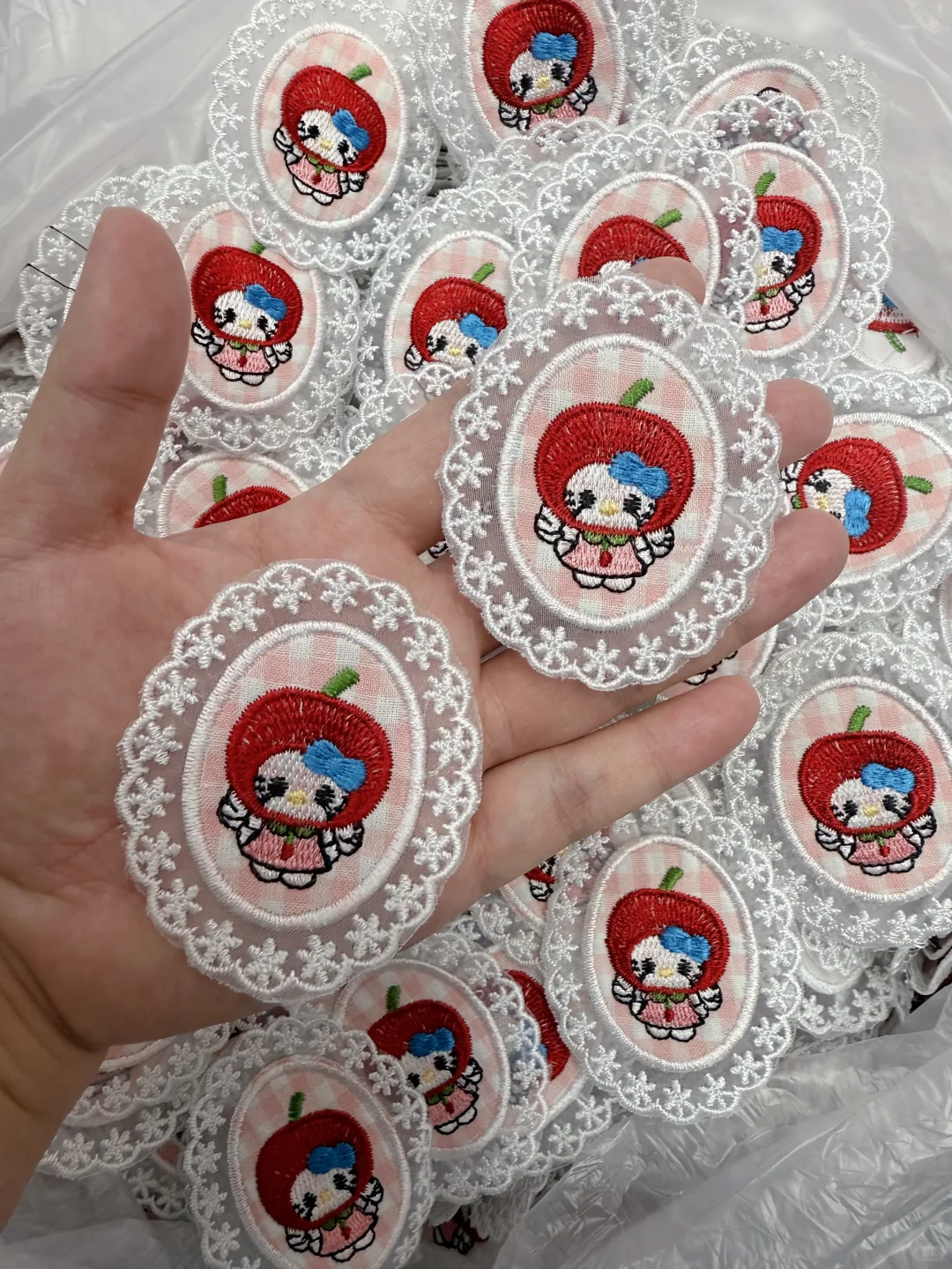 发现一个超可爱的动物布贴蕾丝标🎁！