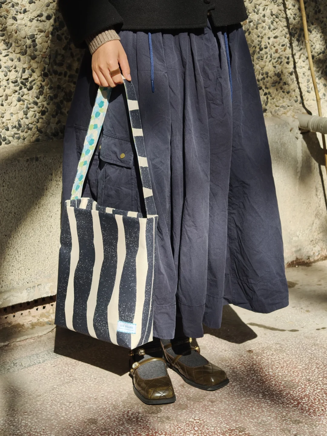 和女明星徐娇去了同一个市集🪞上海过森日