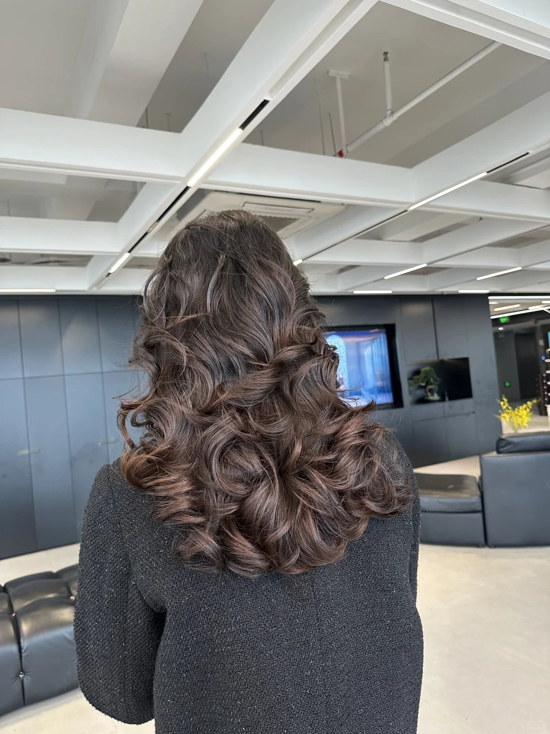 方圆脸女生都给我去烫！！！！！烫一次美一年