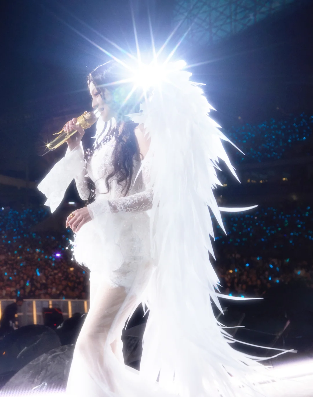 光之天使 /觅光者 张韶涵👗TRALINH