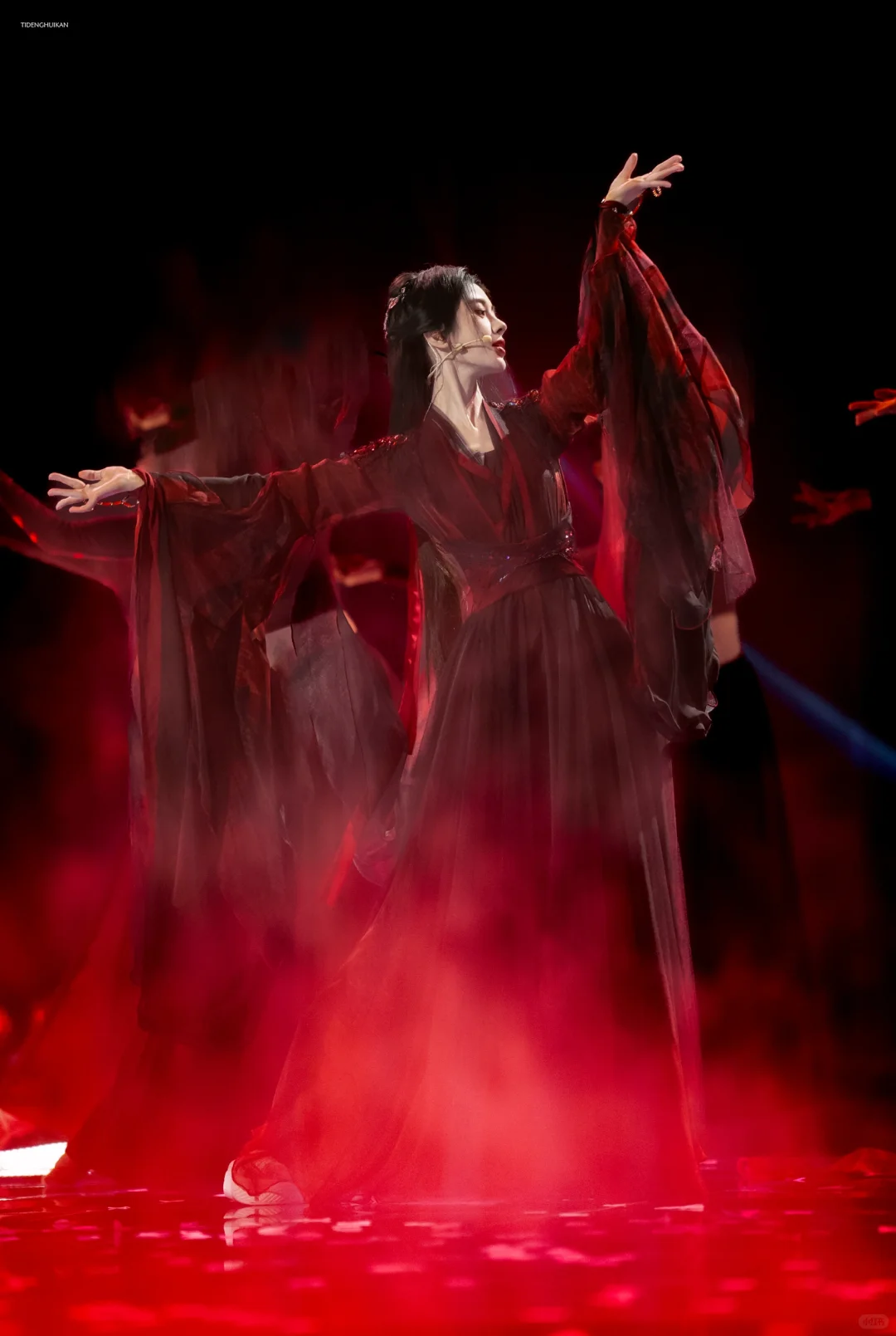 谁懂蒙眼的这个造型