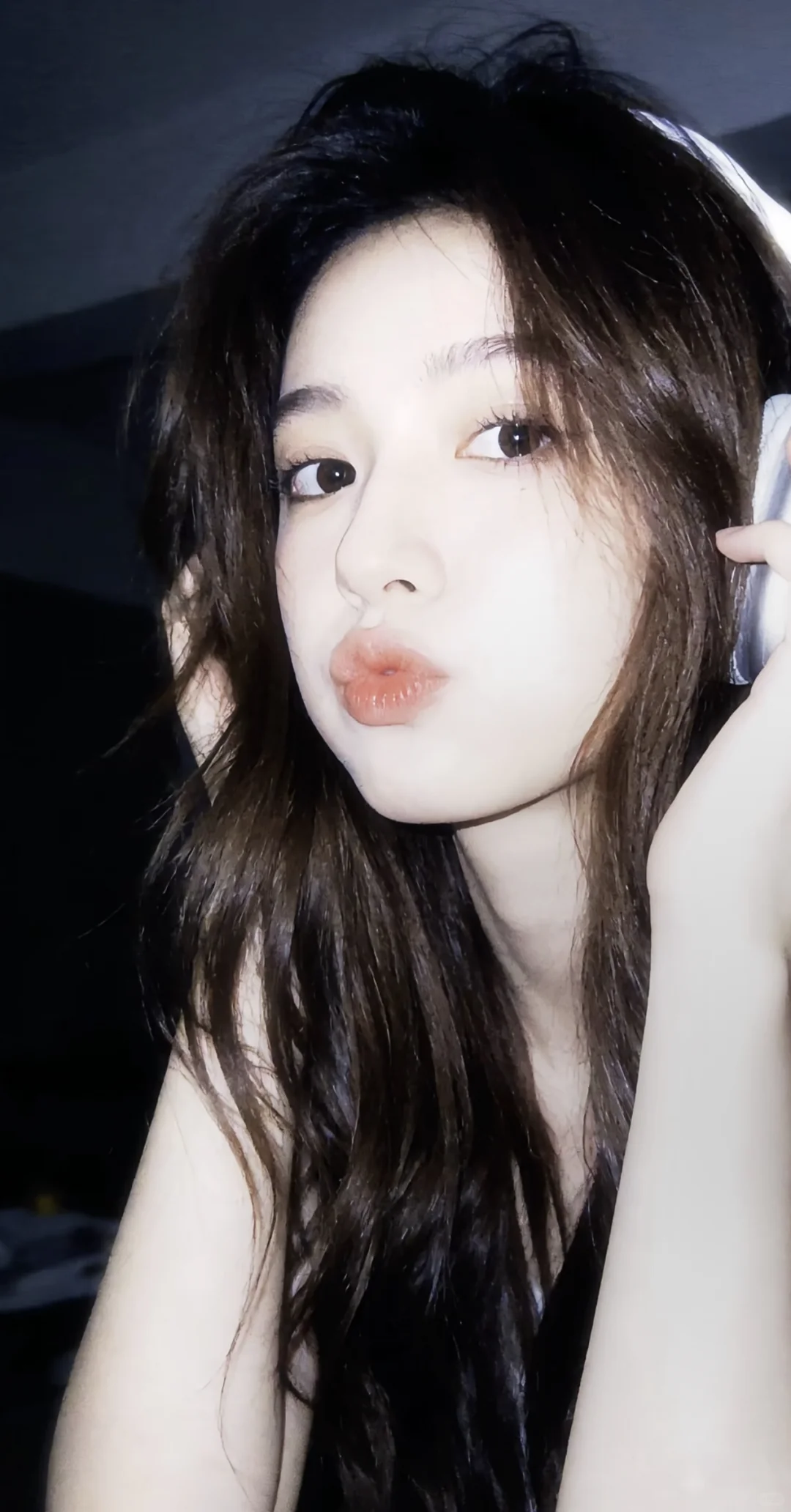 ins氛围感美女宝宝壁纸~