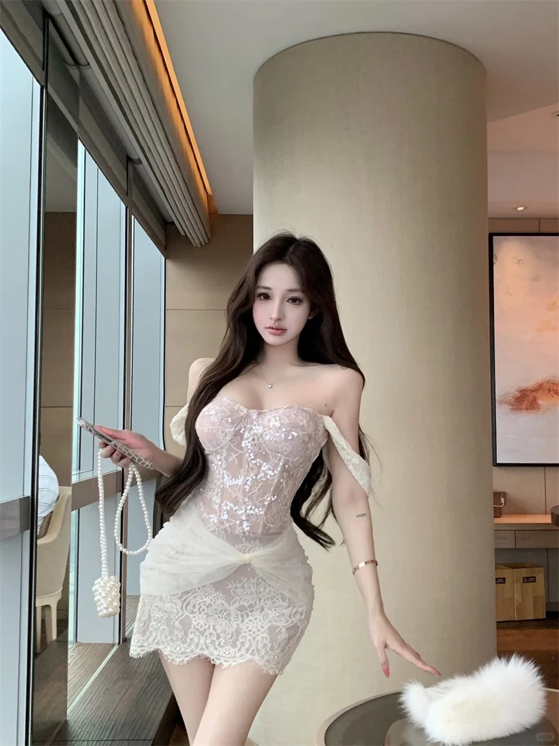 纯欲系、蕾丝小裙子‼️