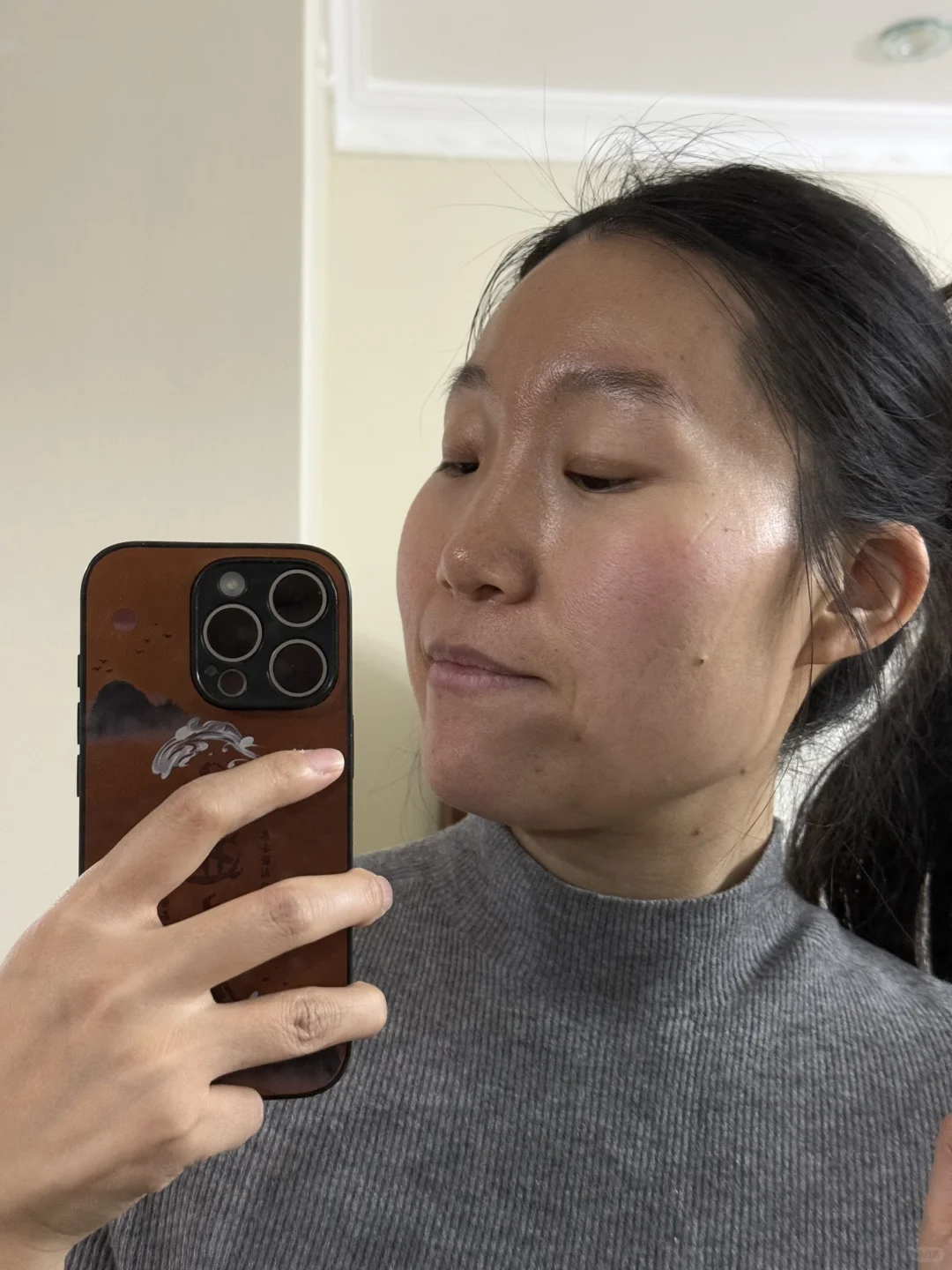 敢不敢发一张素颜自拍照，给自己打分