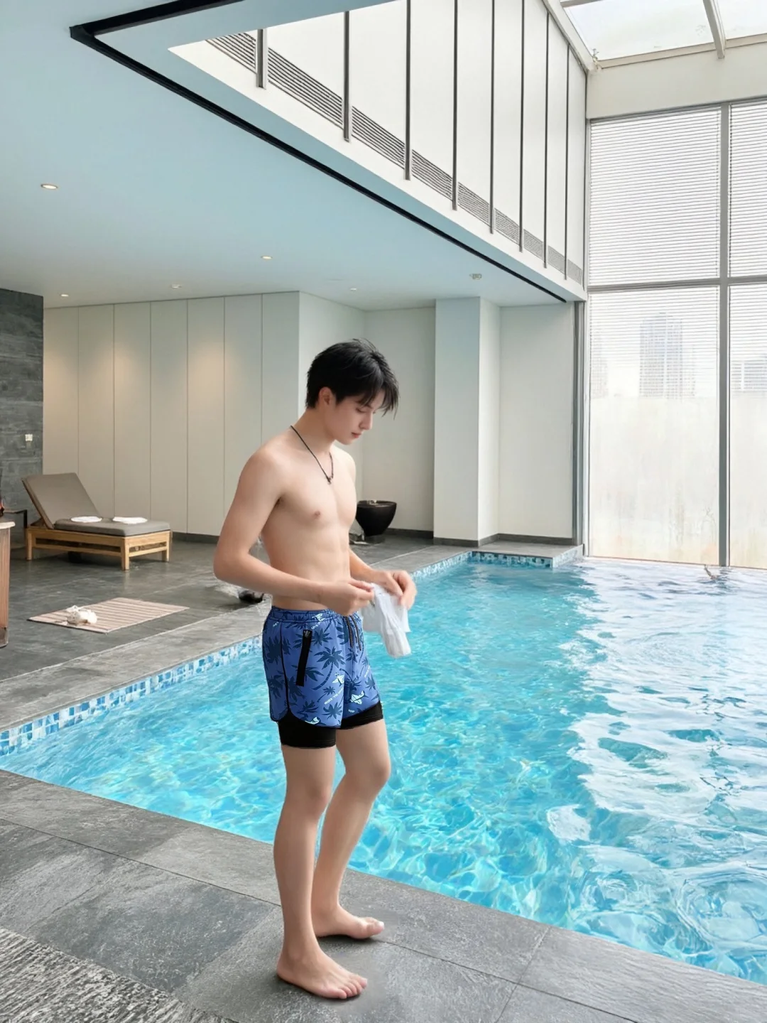 男友风穿搭 | 泳池边的绝绝子泳裤