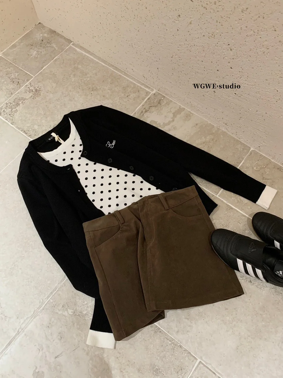 是我喜欢的简约休闲穿搭🖤