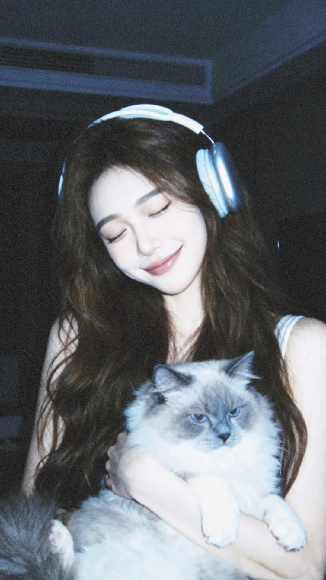 ins氛围感美女宝宝壁纸~