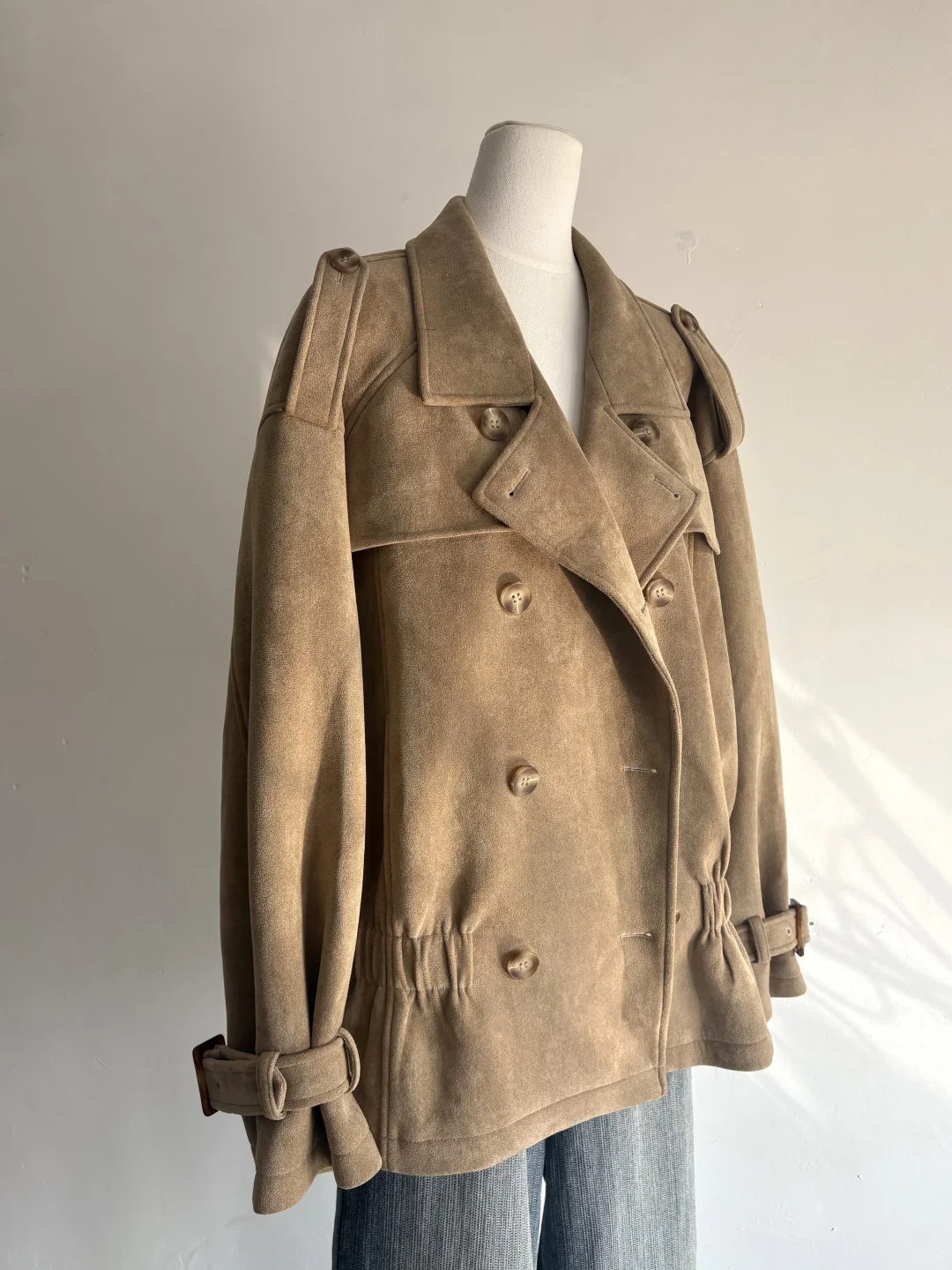 捡漏！大厂版衣，复古风收腰设计感绒外套女