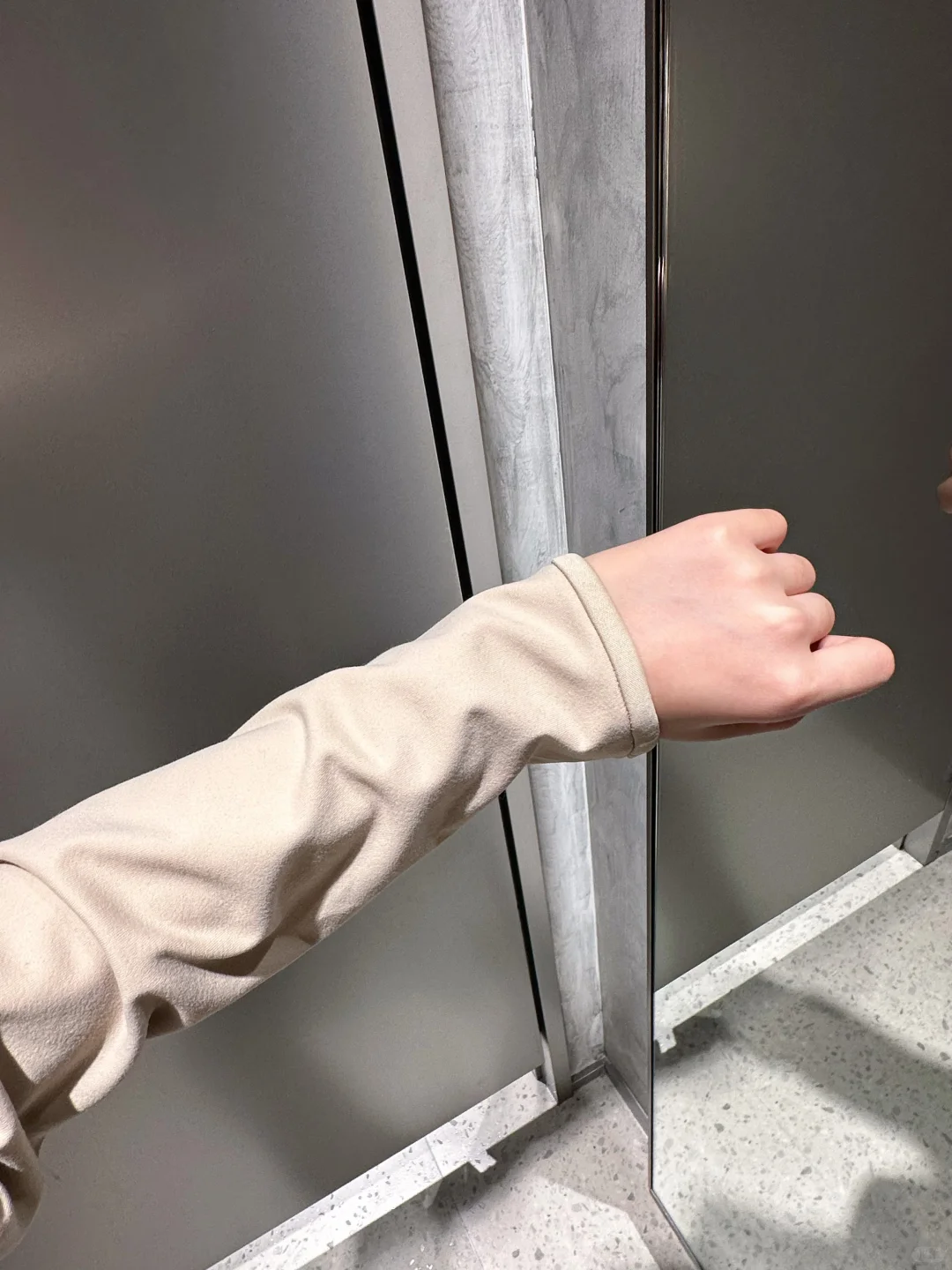 可隆新品女士上衣