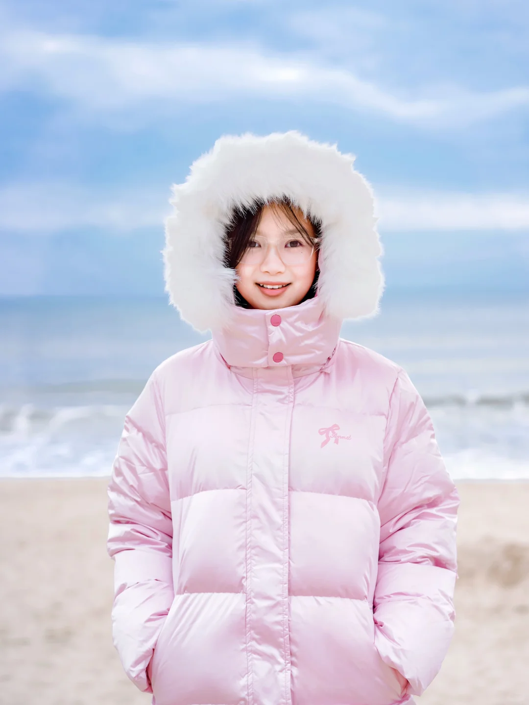 戴眼镜也很可爱的姐姐～