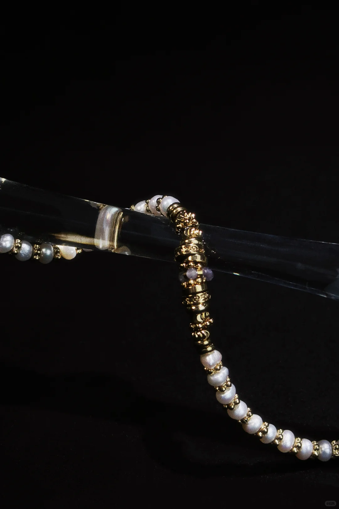 打破冬日沉闷，秋冬穿搭“小心机”。