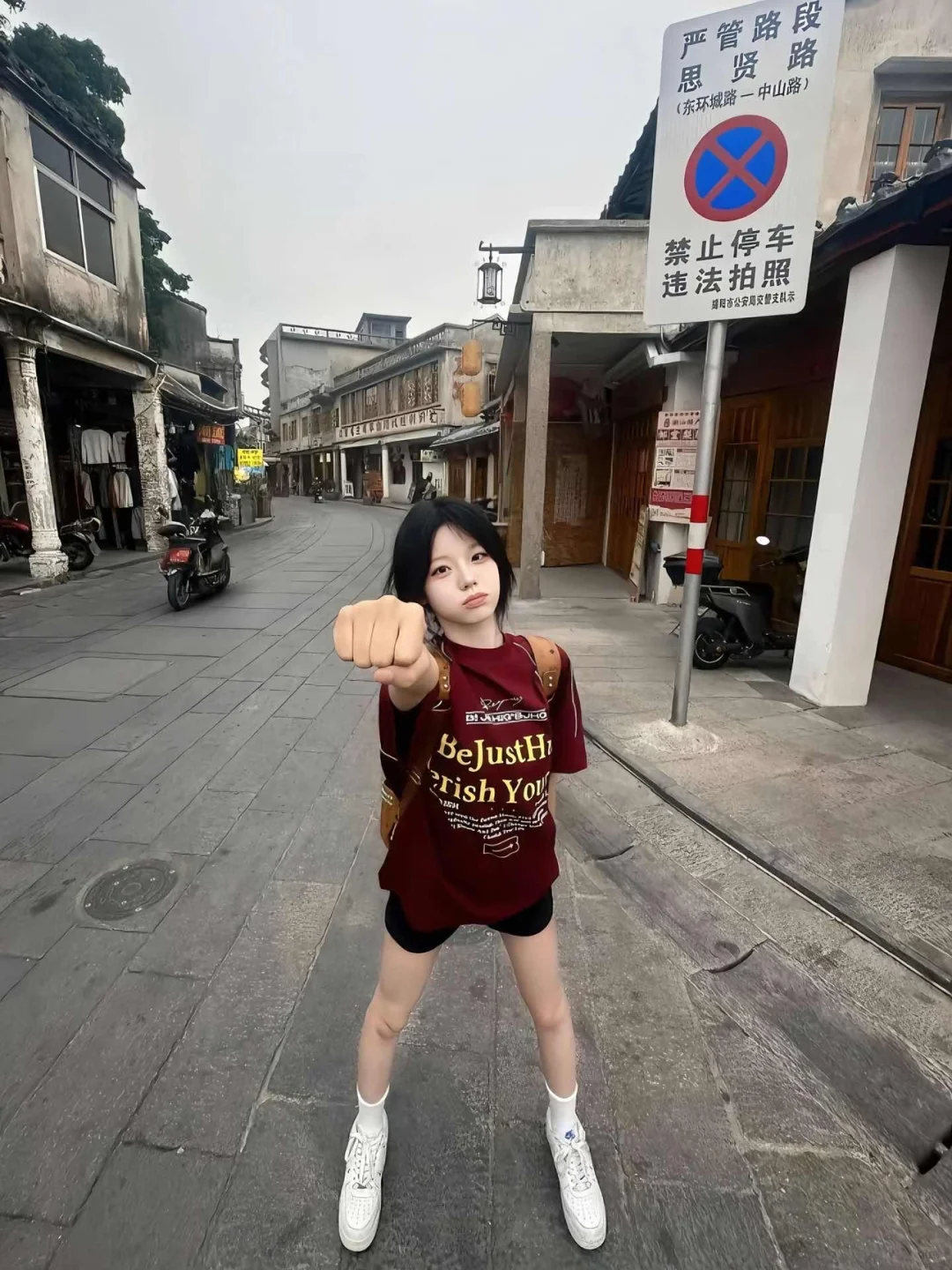 拽姐壁纸｜不同场景的青春感