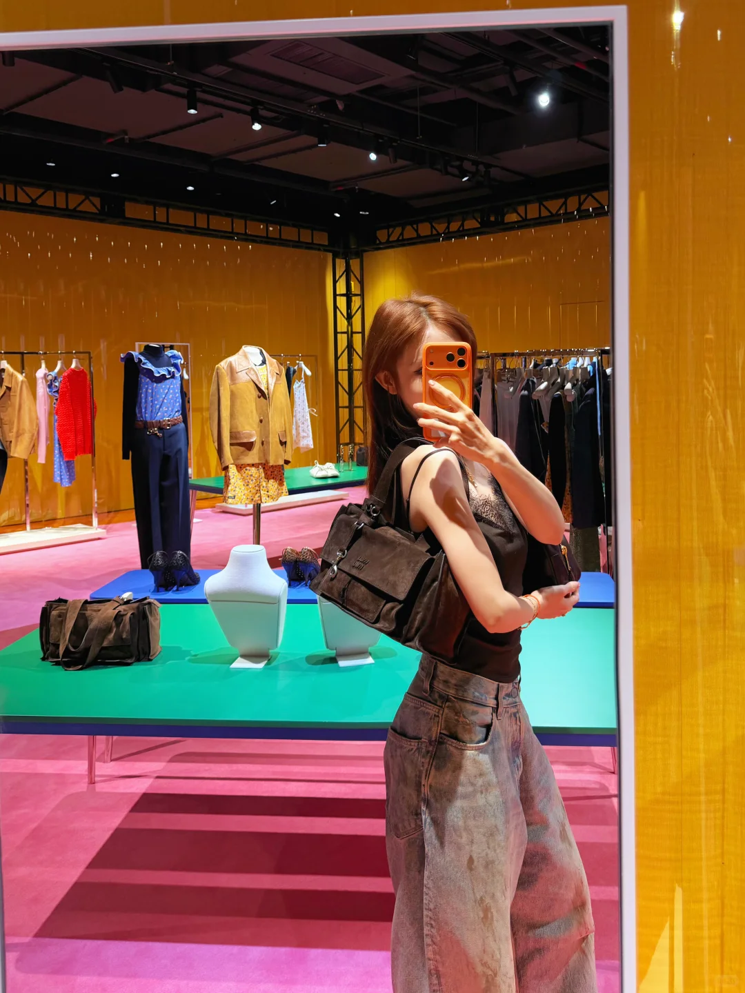 👯俺终究还是穿上了miumiu围裙！