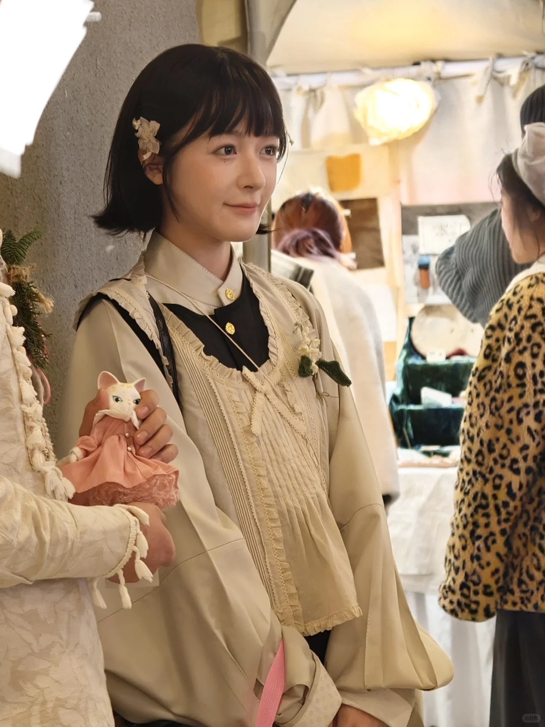 和女明星徐娇去了同一个市集🪞上海过森日