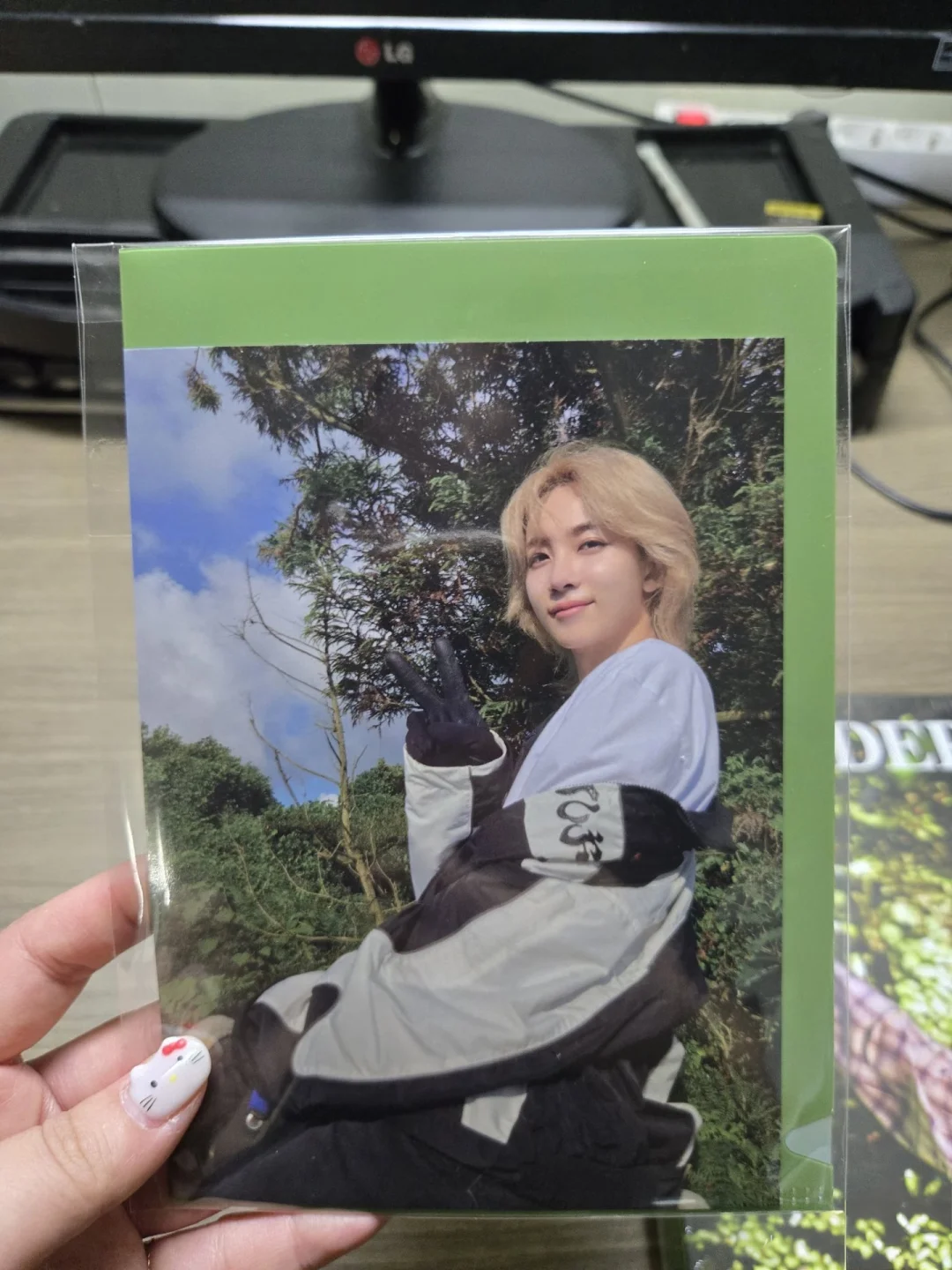 出SEVENTEEN尹净汉写真集