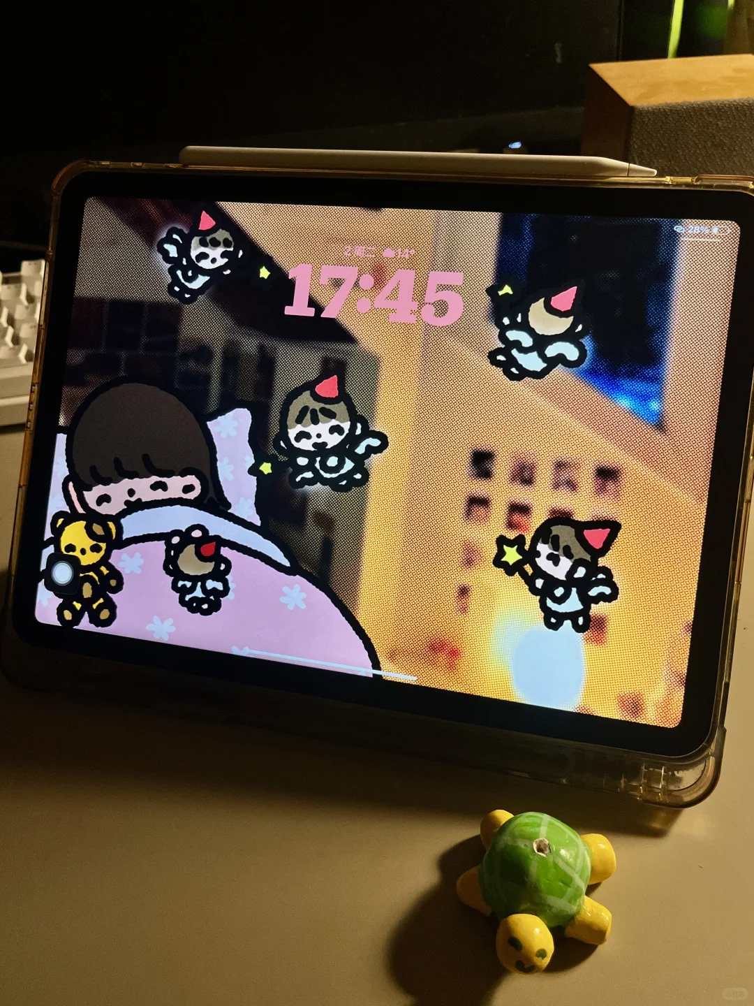 原创壁纸｜进入温暖的被窝里吧