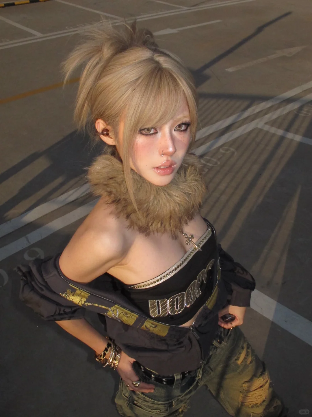 Y2K Babe Outfit ✰•. Back to the 2000s