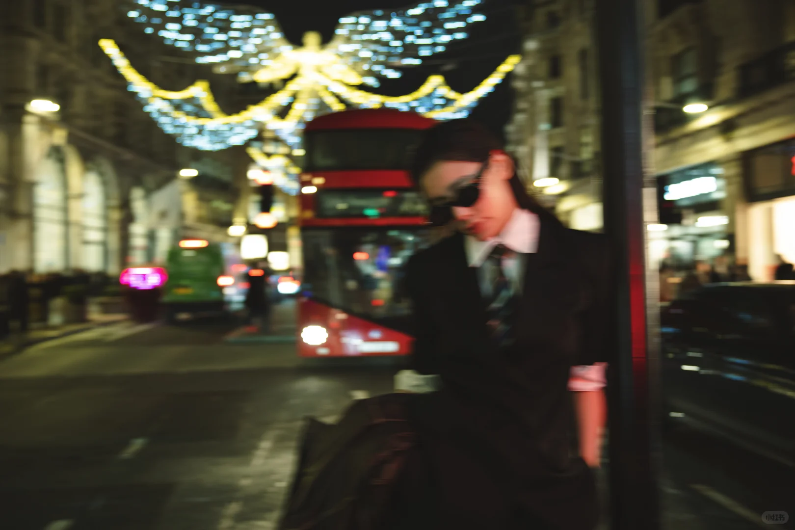 做同款张凌赫女人