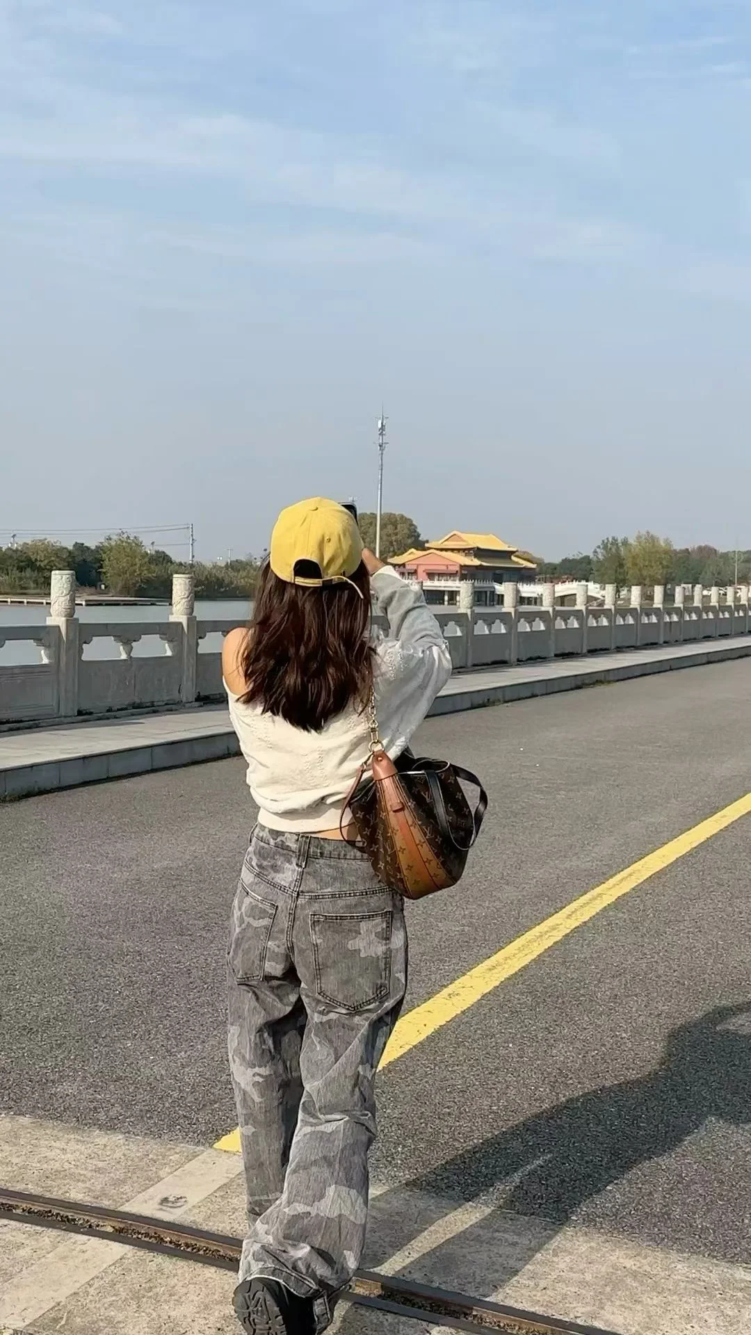 31岁年入百万后，美貌身材爆炸式提升了