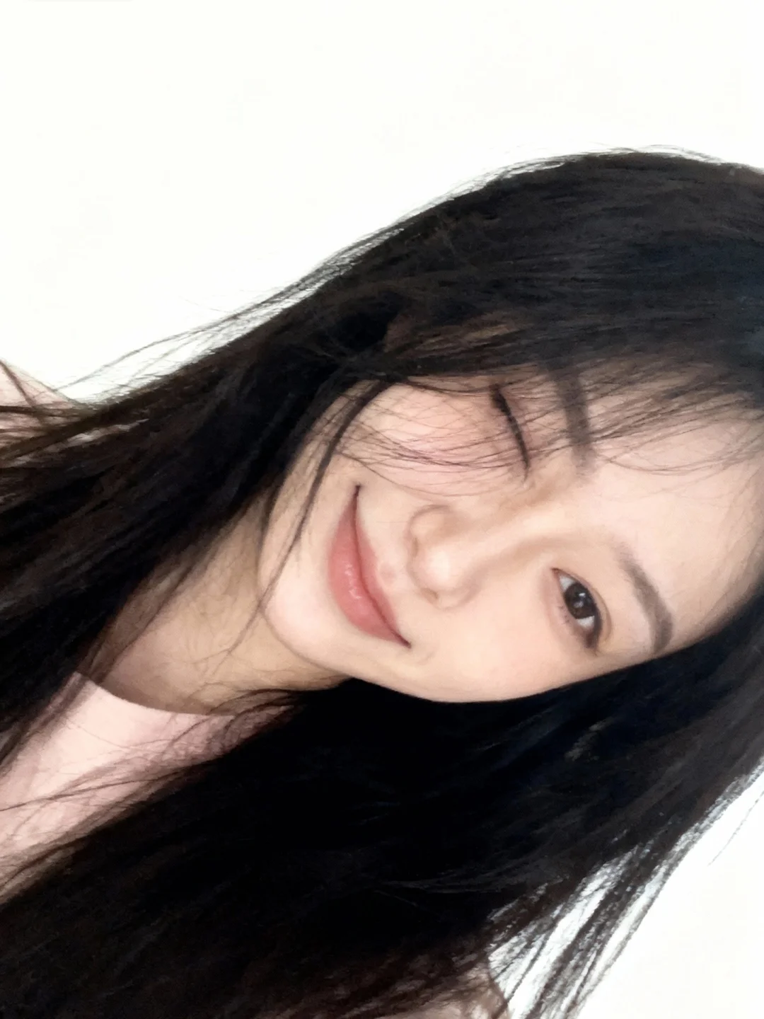 此刻的颜，胜过千万的妆造～